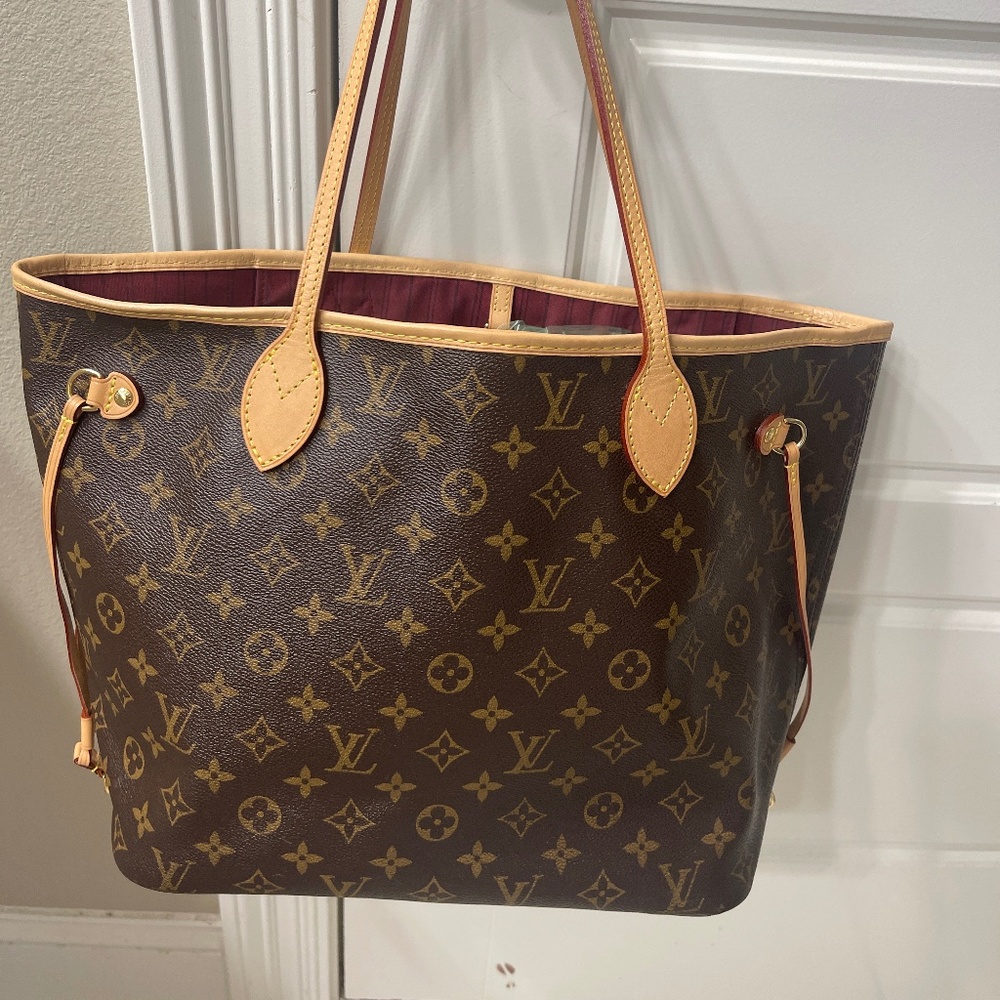 Louis Vuitton MM